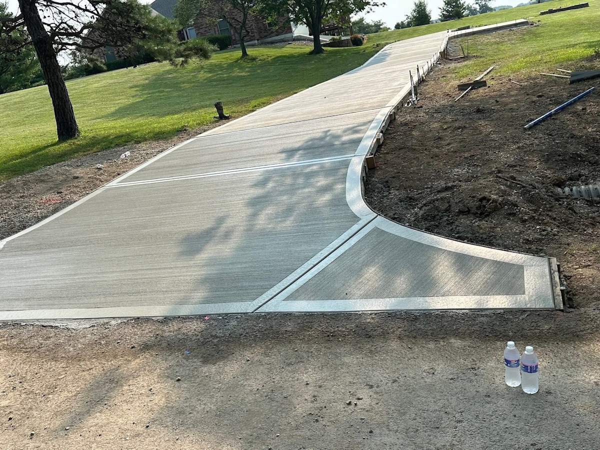 Concrete - Driveway · Grain Valley