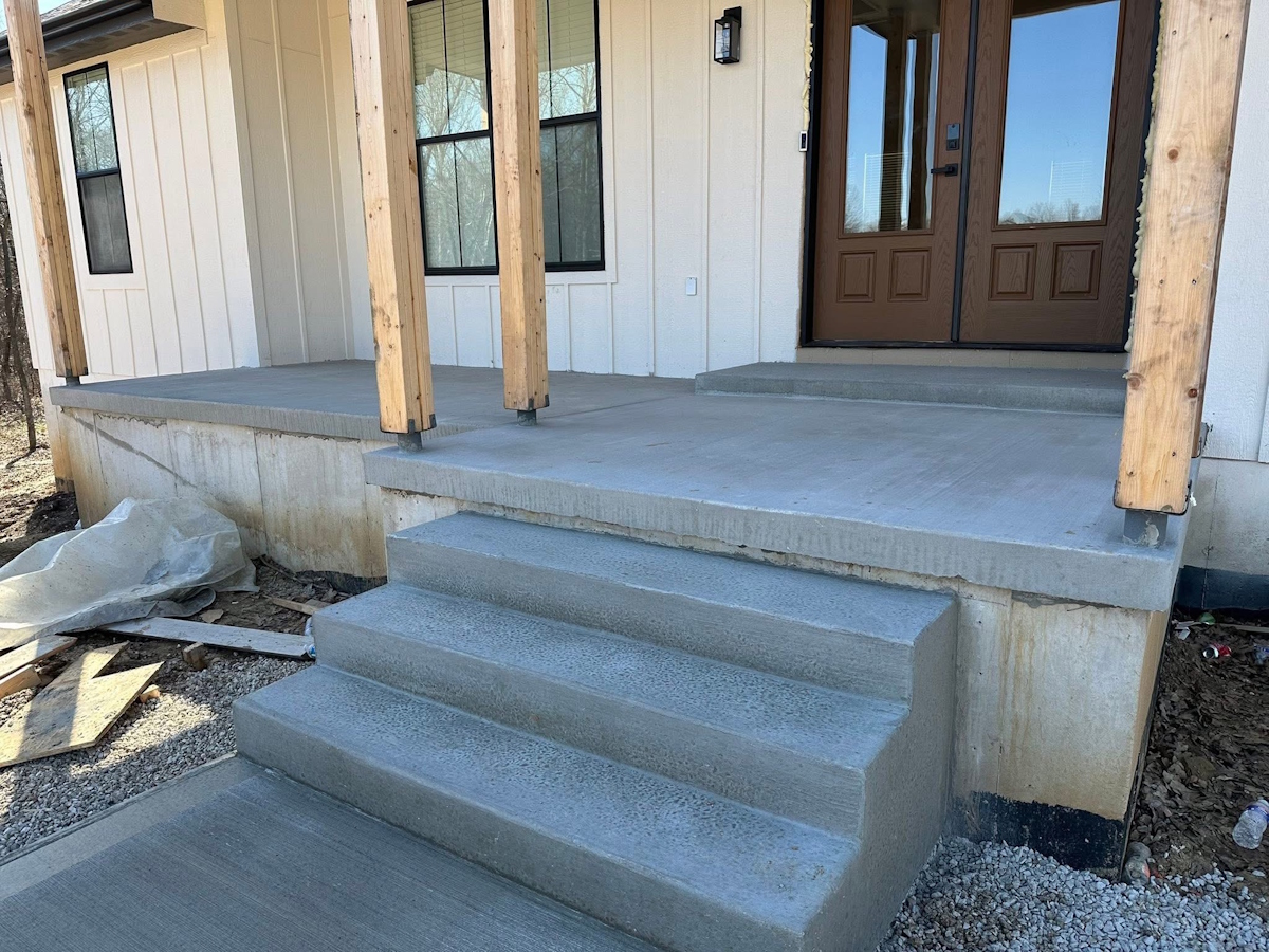 Concrete - Steps · Blue Springs
